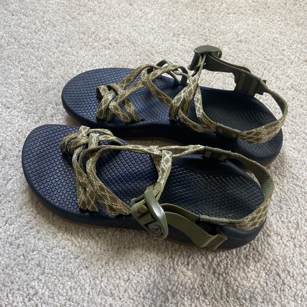 COPY - Chaco women’s size 7 sandal